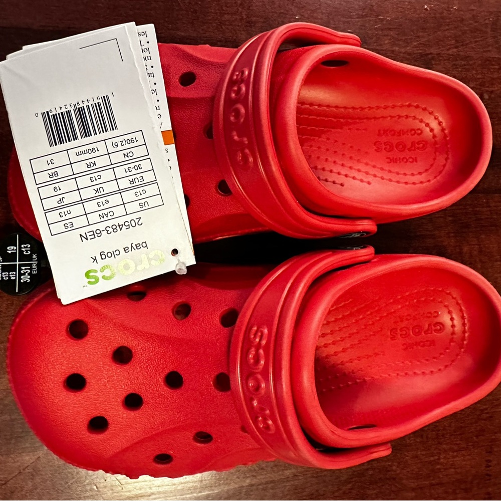 Brand New CROCS Size C13 Childrens Color Pepper (Red)